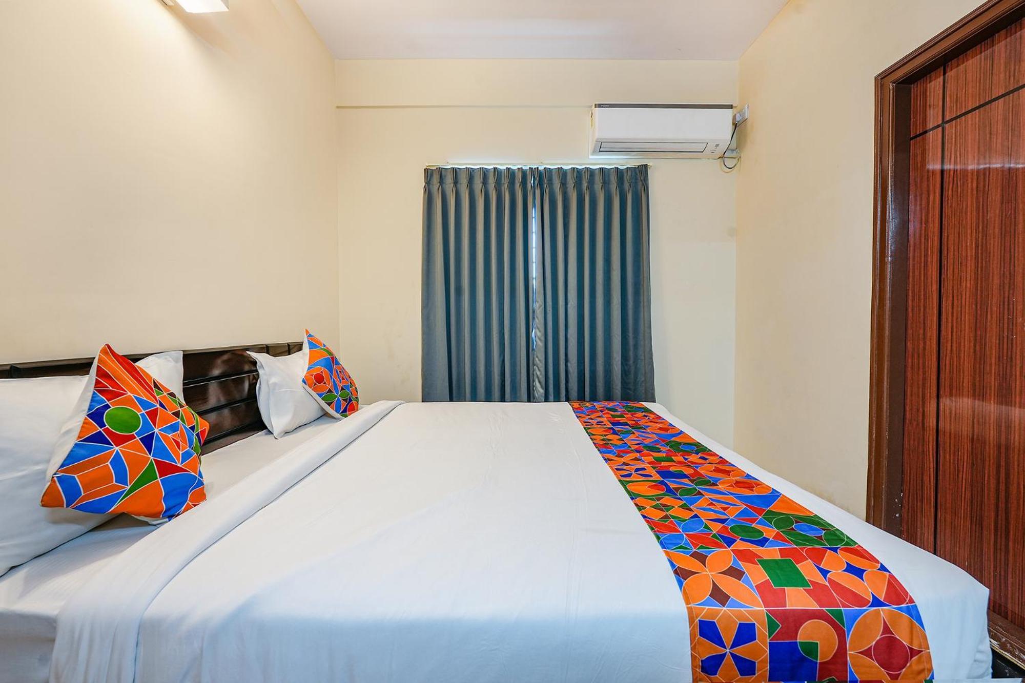 Fabhotel Crystal Suites Bangalore Buitenkant foto