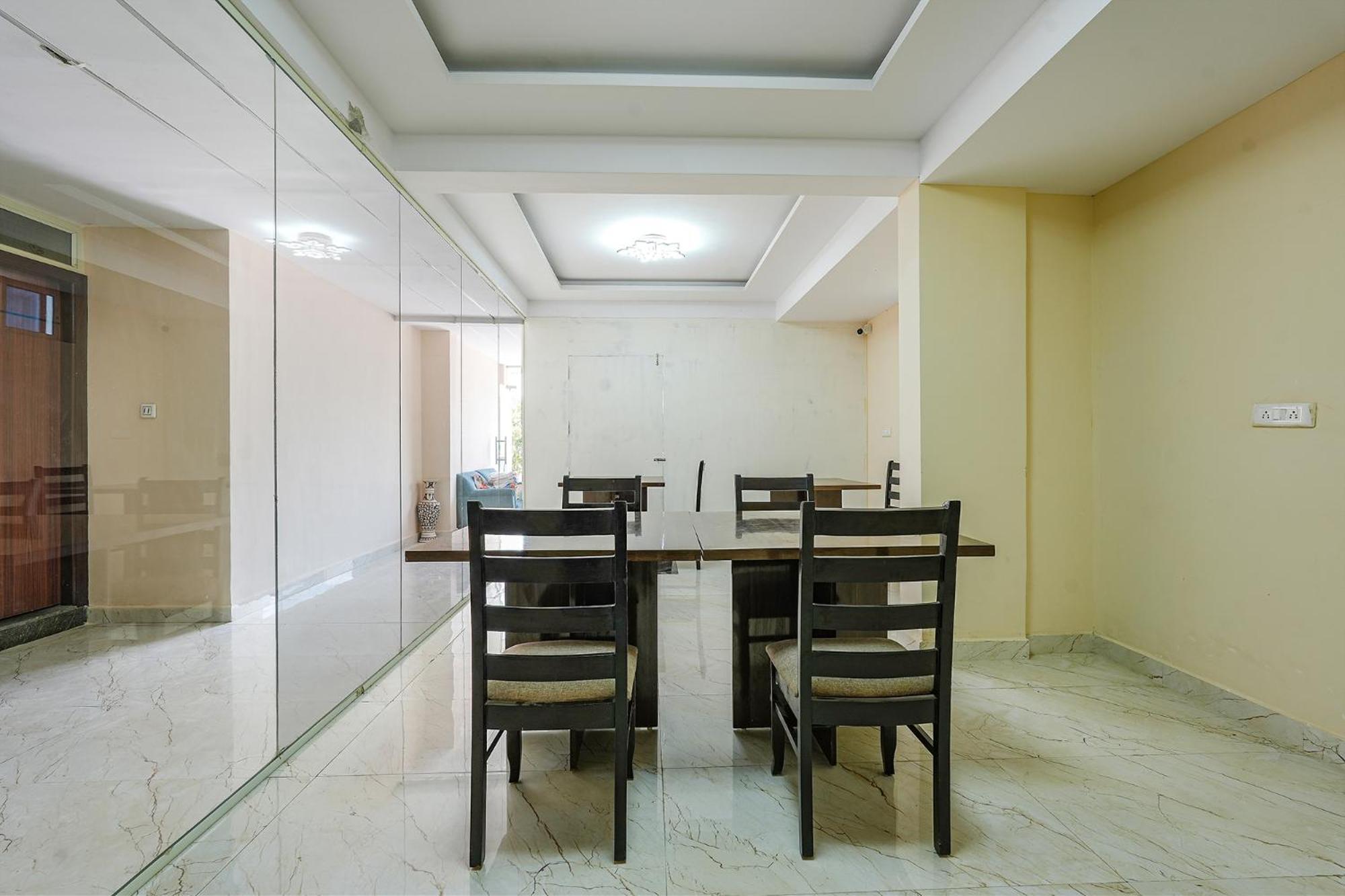 Fabhotel Crystal Suites Bangalore Buitenkant foto